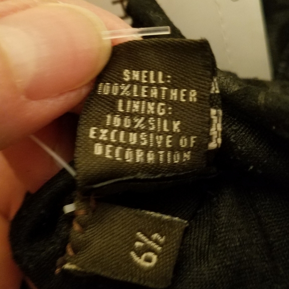 Coach black suede logo gloves. NWT. Vintage. Size 6.5 - Picture 7 of 8